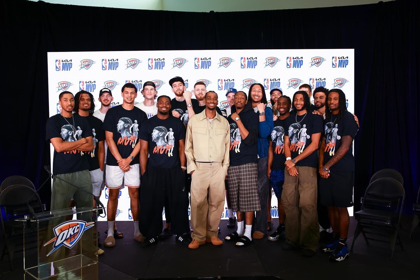 Shai Gilgeous-Alexander tillsammans med Oklahoma City Thunder