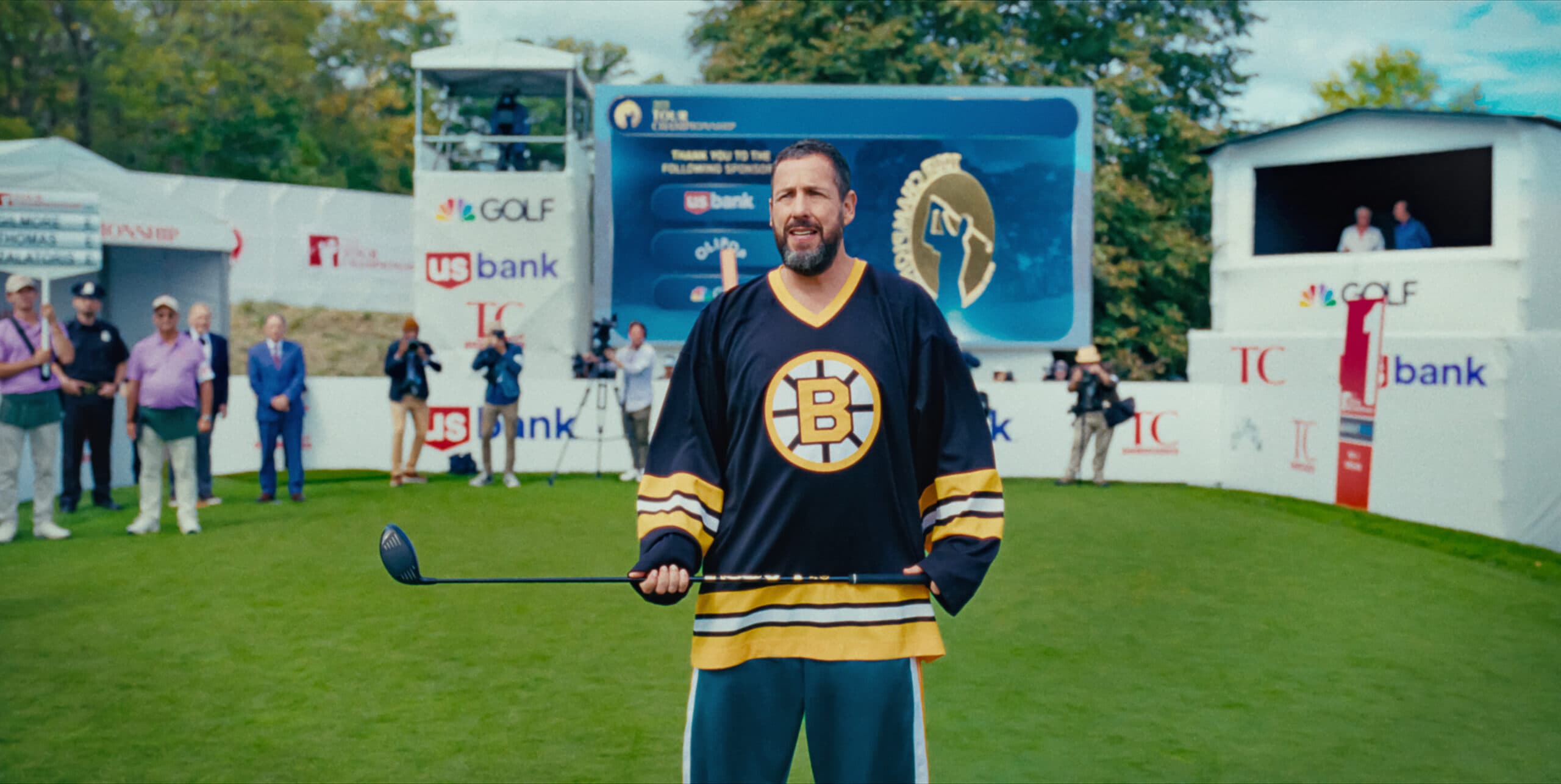 Adam Sandler spelar Happy Gilmore i den nya trailern till Happy Gilmore 2