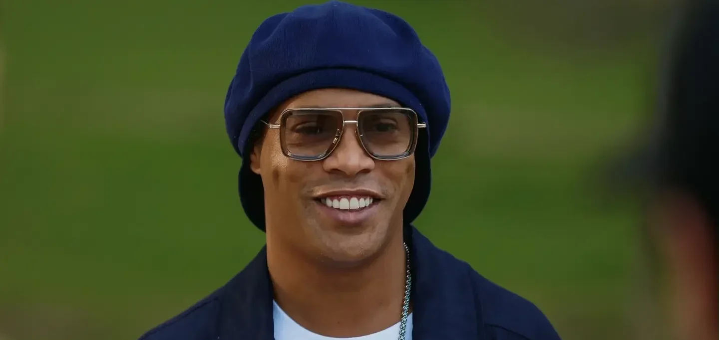 Ronaldinho är klar för det italienska Serie C-laget Ravenna FC