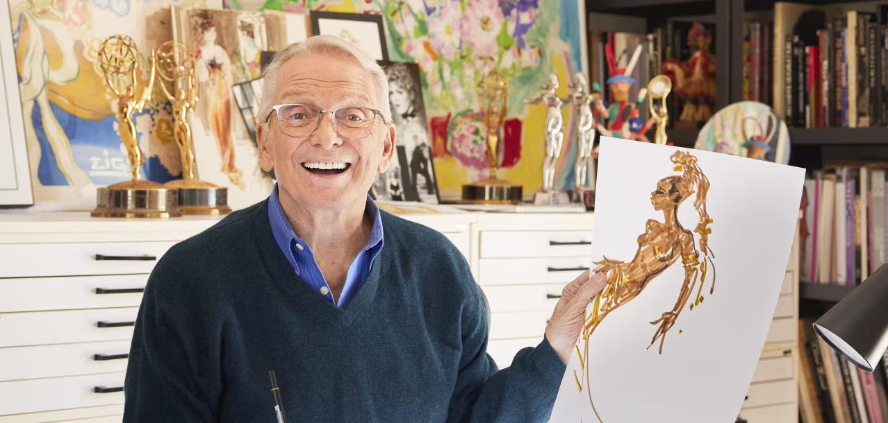 Bob Mackie är död - den legendariska designern blev 87 år.