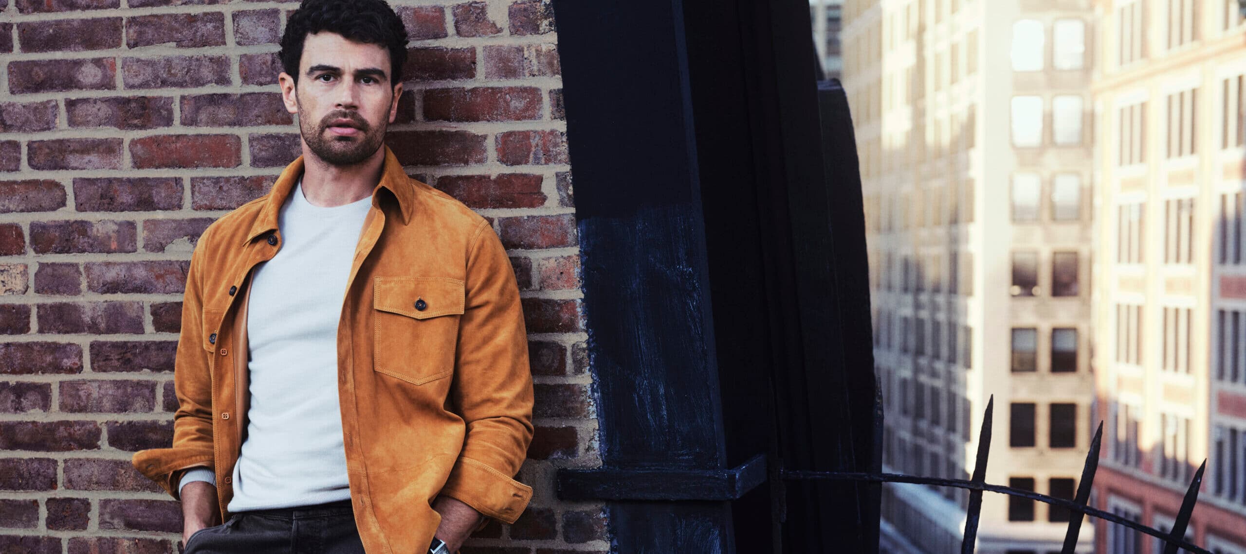Theo James blir Gants nya globala ambassadör.