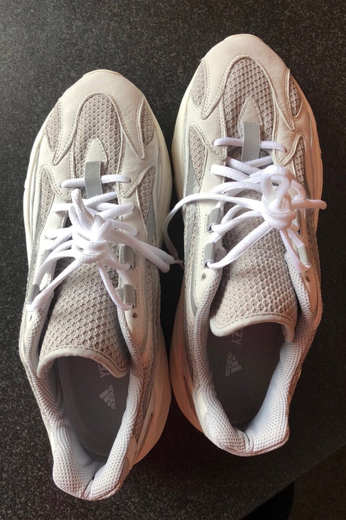 yeezy 700 vs 500