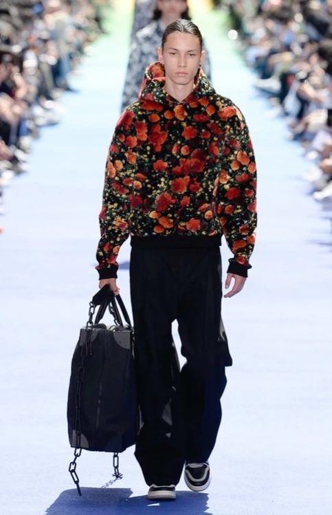 Als we Louis Vuitton mogen geloven, dragen we straks allemaal dít