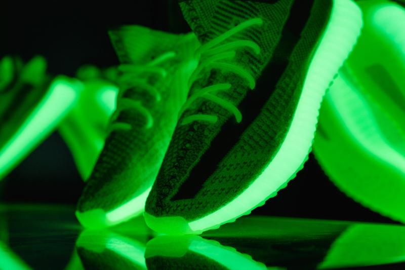 yeezy glow in the dark 350 v2