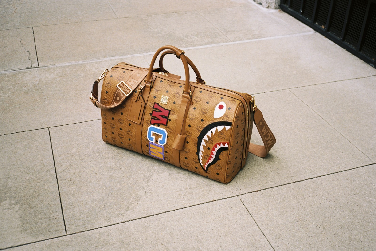 A BATHING APE - MCM X BAPE® BY BATHING サンダルの+lauserpause.at