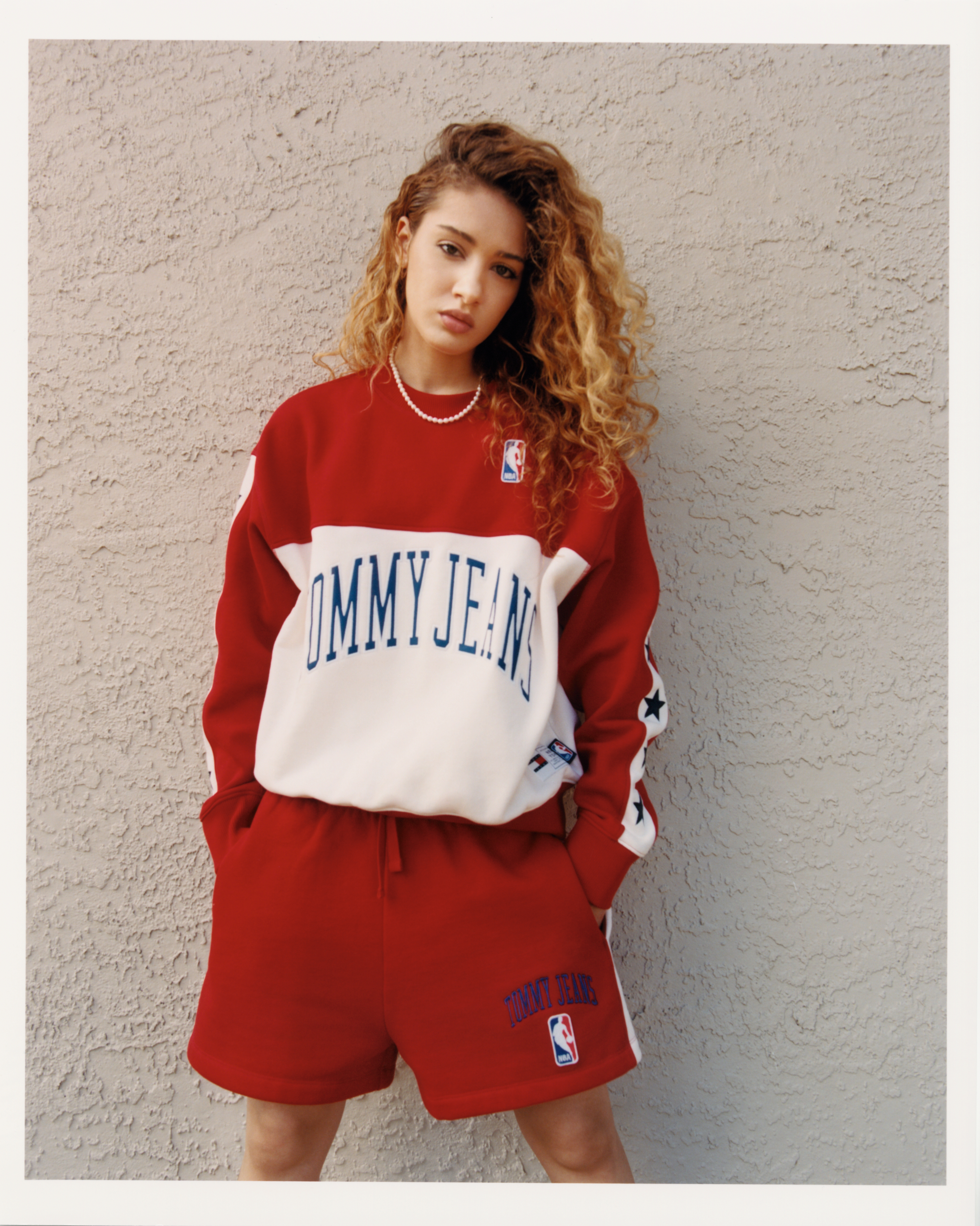 TOMMY JEANS AND THE NBA DROP NEW COLLABORATIVE CAPSULE COLLECTION - Numéro  Netherlands